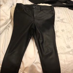 Express faux leather leggings 12 black